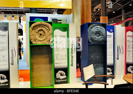 Paris, Frankreich, Baumaschinen , Natural House Home Insulation Company, Produkte auf der Messe, Retrofit, nachhaltige Gebäude mater Stockfoto