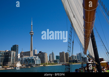 Toronto Skyline von Tall Ship Kajama, Toronto, Ontario, Kanada Stockfoto