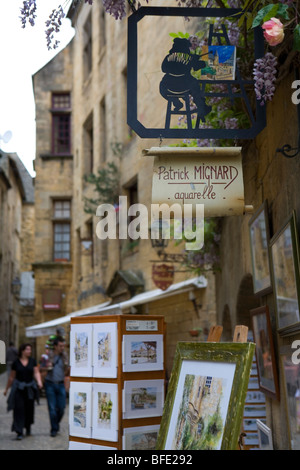 Kunst-Shop vom Place du Marche Aux Ojes in Sarlat la Caneda Stockfoto