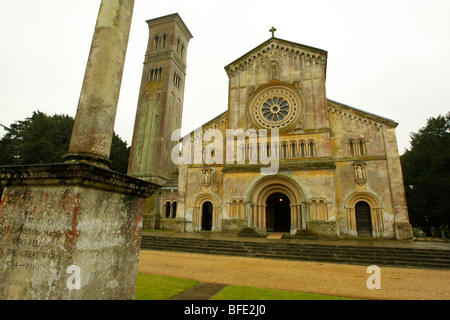 St. Maria und St. Nikolaus-Kirche in WIlton, in der Nähe von Salisbury, UK eine Italianate-Stil-Kirche in England erbaute die C19th Stockfoto