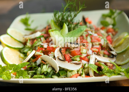 Israelischer Salat. Stockfoto