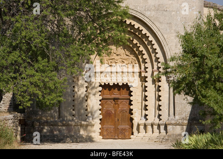 Die romanische Kirche in Ganagobie Kloster, ein Benediktinerkloster in Ganagobie in Alpes-de-Haute-Provence, Frankreich Stockfoto