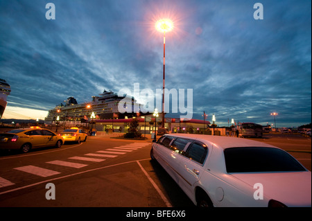 Taxis und Luxus-Limousinen, Victoria, Vancouver Island, British Columbia, Kanada Stockfoto