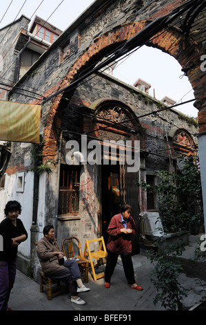 Shikumen Lane in Shanghai, China. 19. Oktober 2009 Stockfoto