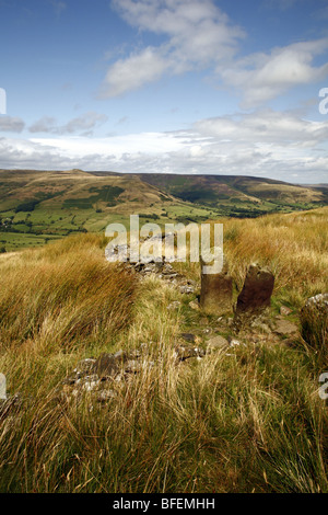 Alten Schafstall oder Sheiling am Rushup Rand, Vale Edale Peak District National Park, Derbyshire, England, UK. Stockfoto