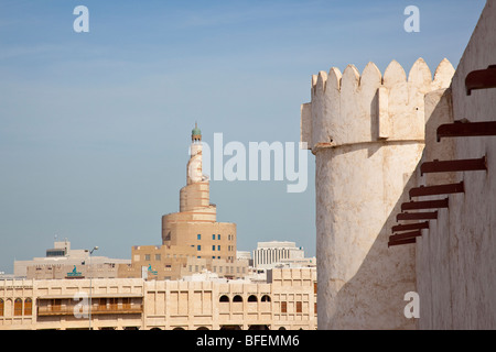 Ad-Dawhah, Doha Fort Minarett der FANAR Islamisches Kulturzentrum Qatar in Doha Katar Stockfoto