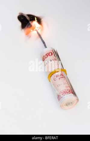 Explodierende Geld-Konzept Stockfoto