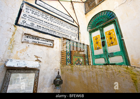 Jüdisches Museum im Inneren des jüdischen Friedhofs in Fes Marokko Stockfoto