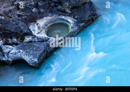 Erodierten Krater im Lavagestein entlang der Chilko River in der Chilcotin Region British Columbia Kanada Stockfoto