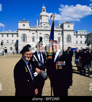 Veteranen der Normandie am d-Day Gedenken parade zu Whitehall London Großbritannien Stockfoto