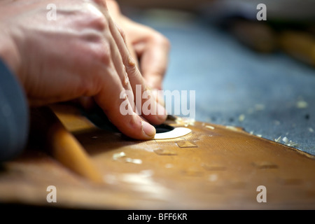 Violine, Cello, Mandoline, Viola, Restaurierung, Reparatur und Verkauf, Stockfoto