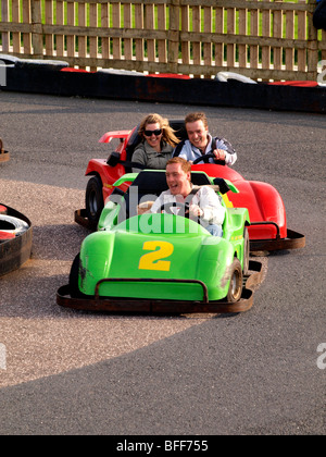 Spass und eine Kartbahn. Stockfoto