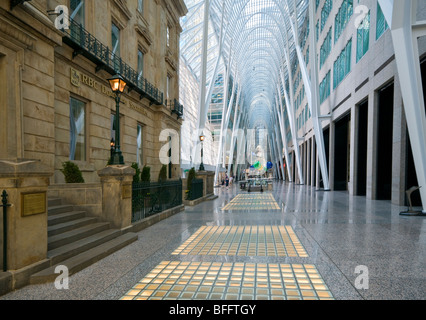 Die Allen Lambert Galleria & Kaufleute Bankgebäude, Brookfield Place Building, BCE, Toronto, Kanada, Ontario, Nordamerika Stockfoto