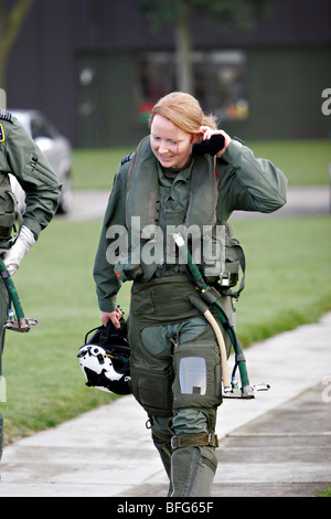 Erste weibliche Pilot mit dem RAF Display Team der Red Arrows, Kirsty Moore. Stockfoto