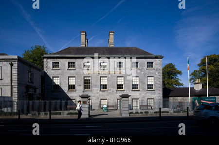 Das Hunt Museum in das Zollhaus aus dem 18. Jahrhundert, präsentiert die Jagd Sammlung, Stadt Limerick, Irland Stockfoto