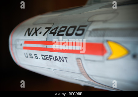 Ein Modell der USS Defiant, wie sie im US Science-Fiction-Drama Star Trek Deep Space Nine verwendet wurde Stockfoto