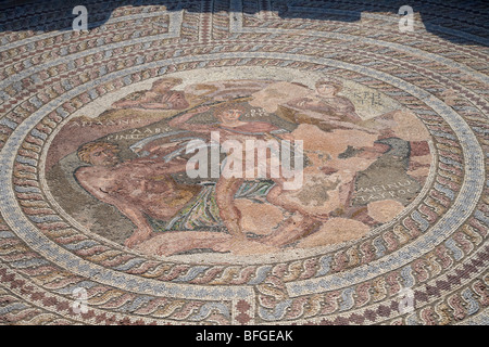 Mosaik auf dem Boden des Hauses von Theseus Römervilla in Paphos archäologische Park Republik Zypern Europa Stockfoto