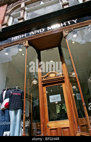 High And Mighty Shop im King Edward Street, viktorianischen Viertel, Leeds, Yorkshire, Großbritannien Stockfoto