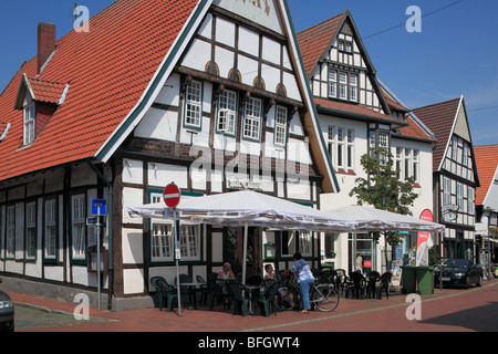 Fachwerkhaeuser in der langen Straße in Quakenbrueck, Artland, Oldenburger Muensterland, Niedersachsen Stockfoto