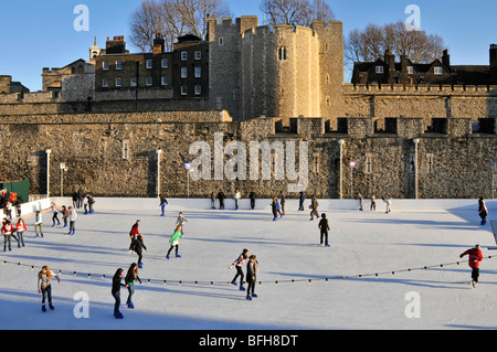 Eislaufen am Tower of London Stockfoto