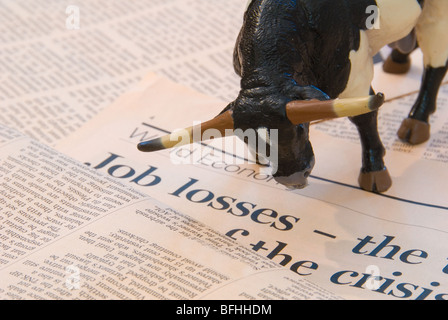 Ein Stier über die Weltwirtschaft Berichte von Arbeitsplätzen für die Finanzmärkte Stockfoto