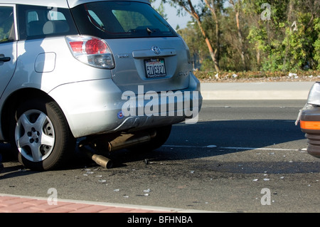 Autounfall zeigte Heck Schaden eines Kleinwagens. Stockfoto