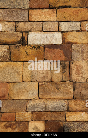 Architecure Details unter Qutab Minar-Komplex, New Delhi, Indien. Stockfoto