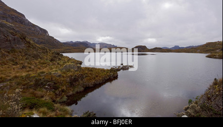 Eine malerische Aussicht von Cajas Nationalpark in der Nähe von Cuenca, Ecuador. Stockfoto