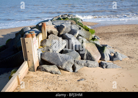 Rock Buhnen Strand Southwold Suffolk England Stockfoto