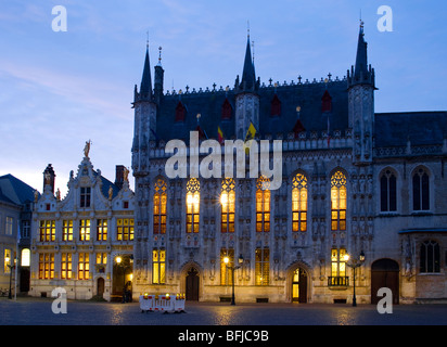 Alte Blockflöten Haus und Stadhuis (1421), Rathaus, der von Brügge, Belgien. Stockfoto