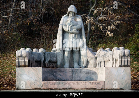 Skulptur in Baltimore Lizette Woodward Reece von Grace Turnbull 1939 – Clifton Park-2801 St. Lo Stockfoto