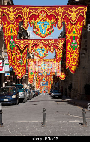 Straße Dekorationen in Valletta, Malta für die "White Night" Veranstaltung Oktober 2009 Stockfoto