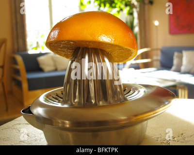 Frisch gepresster Orangensaft, Orange Stockfoto