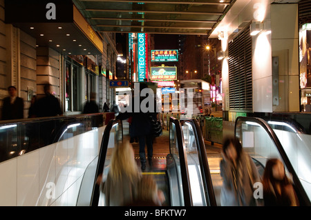 Asien Hongkong Kowloon Rolltreppe Mtr Stockfoto