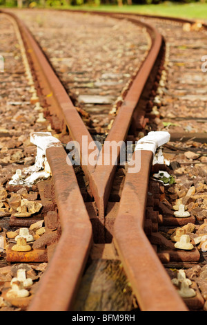 Schaltpunkt in Eisenbahnschienen Stockfoto