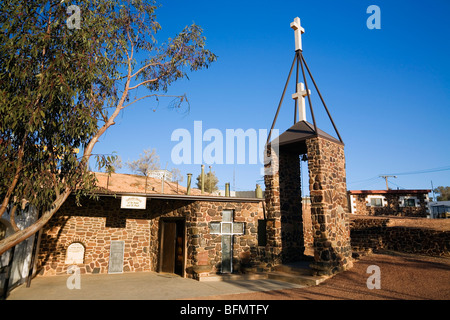 Australien, South Australia Coober Pedy.   St. Peter und Paul Kirche - einer der fünf unterirdischen Kirchen in der Stadt. Stockfoto