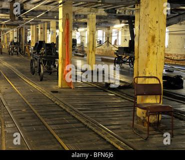 Historic Dockyard Chatham, nr London, Medway, Kent, England, UK; Innenansicht der Seil-Wanderung Stockfoto