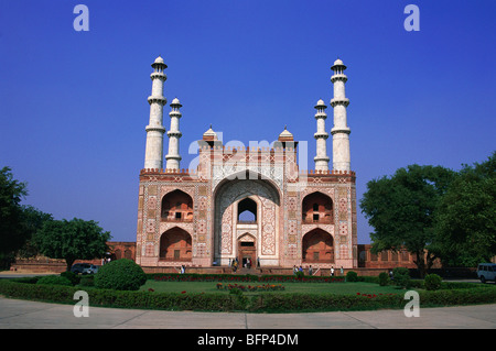 Grabeingang Akbars; Grab von Akbar dem Großen; Sikandra; Agra; Uttar Pradesh; Indien; Asien Stockfoto