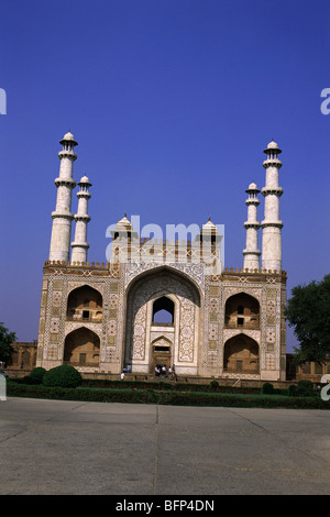 Grabeingang Akbars; Grab von Akbar dem Großen; Sikandra; Agra; Uttar Pradesh; Indien; Asien Stockfoto