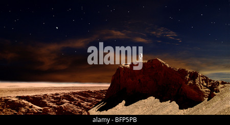 Künstlerische Darstellung der ein einsamer Astronaut auf einem anderen Planeten Stockfoto