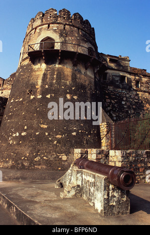 Kadak Bijli Kanone; Bhavani Shankar Kanone; Jhansi Fort; Jhansi ka Kila; Banbira; Jhansi Uttar Pradesh; Indien; asien Stockfoto