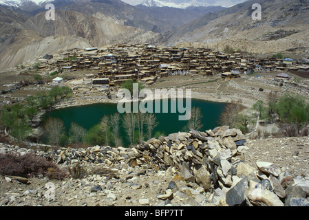 SOM 64884: Nako Dorf und See; Kinnaur; Himachal Pradesh; Indien Stockfoto