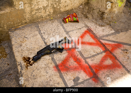 AK-47 Spielzeug in Jerusalem, Israel Stockfoto