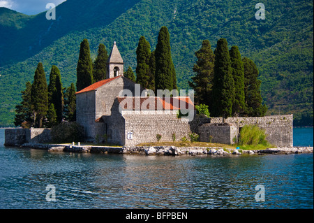 Kloster St. George Island in der Nähe von Perast, Bucht von Kotor, Montenegro Stockfoto