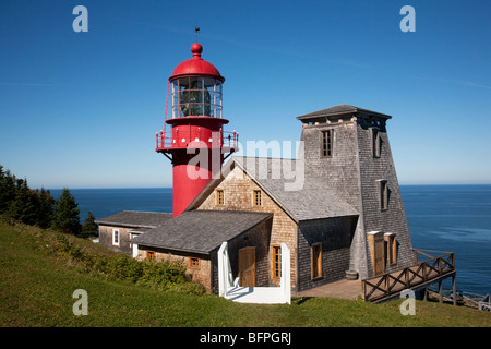 Roter Leuchtturm am Pointe À la Rennommée Stockfoto