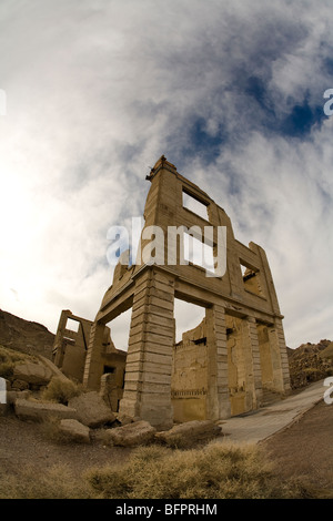 Ruinen einer Bank, Cook Bank, Geisterstadt Rhyolite, Nevada, USA Stockfoto