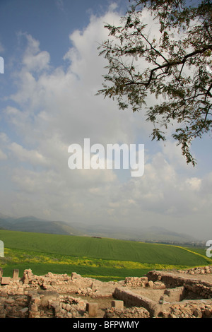 Israel, oberen Galiläa. Ein Blick auf das Hula-Tal von Tel Hazor, Weltkulturerbe Stockfoto