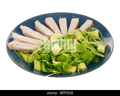In Scheiben geschnittenen Thunfisch mit Avocado und Rucola-Salat Stockfoto