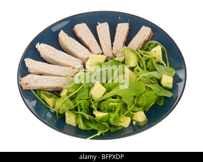 In Scheiben geschnittenen Thunfisch mit Avocado und Rucola-Salat Stockfoto