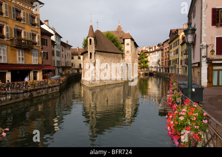 Palais de l ' Ile, Quai des Vieux Gefängnisse, Annecy, Haute Savoie Rhone Alpes, Frankreich Stockfoto